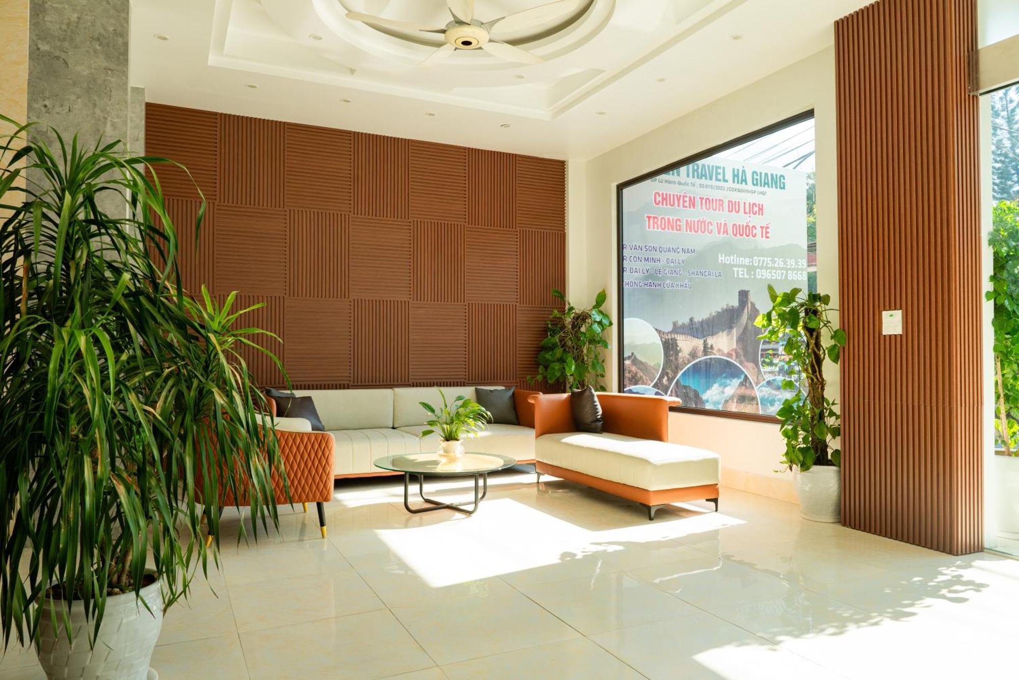 Garden Hotel II Ha Giang Buitenkant foto