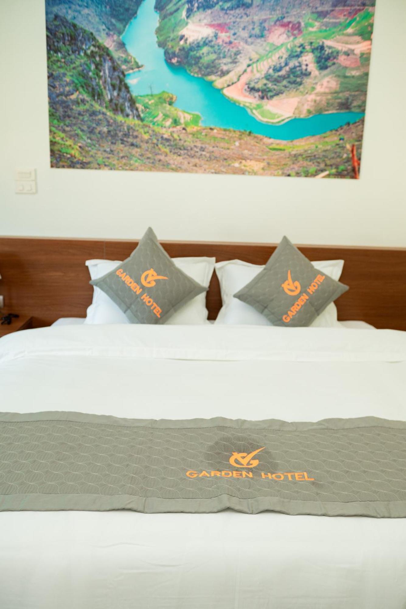 Garden Hotel II Ha Giang Buitenkant foto