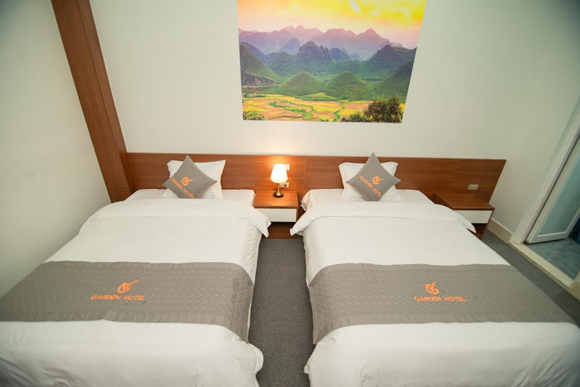 Garden Hotel II Ha Giang Buitenkant foto