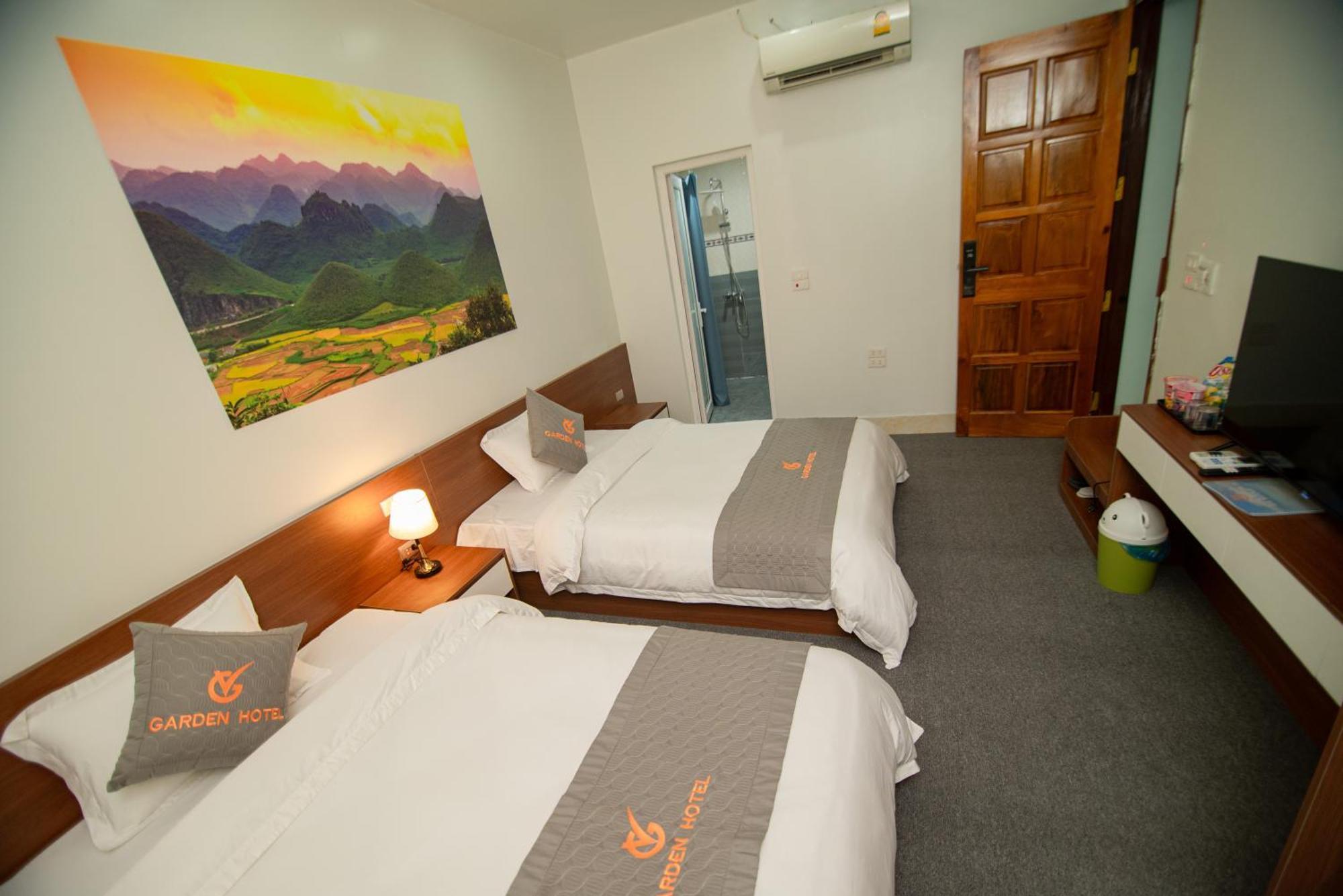 Garden Hotel II Ha Giang Buitenkant foto