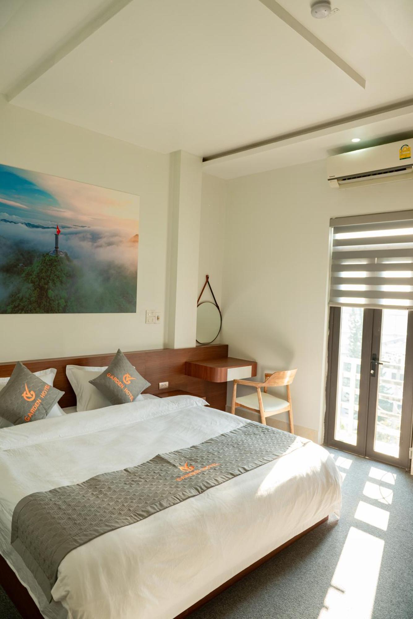Garden Hotel II Ha Giang Buitenkant foto