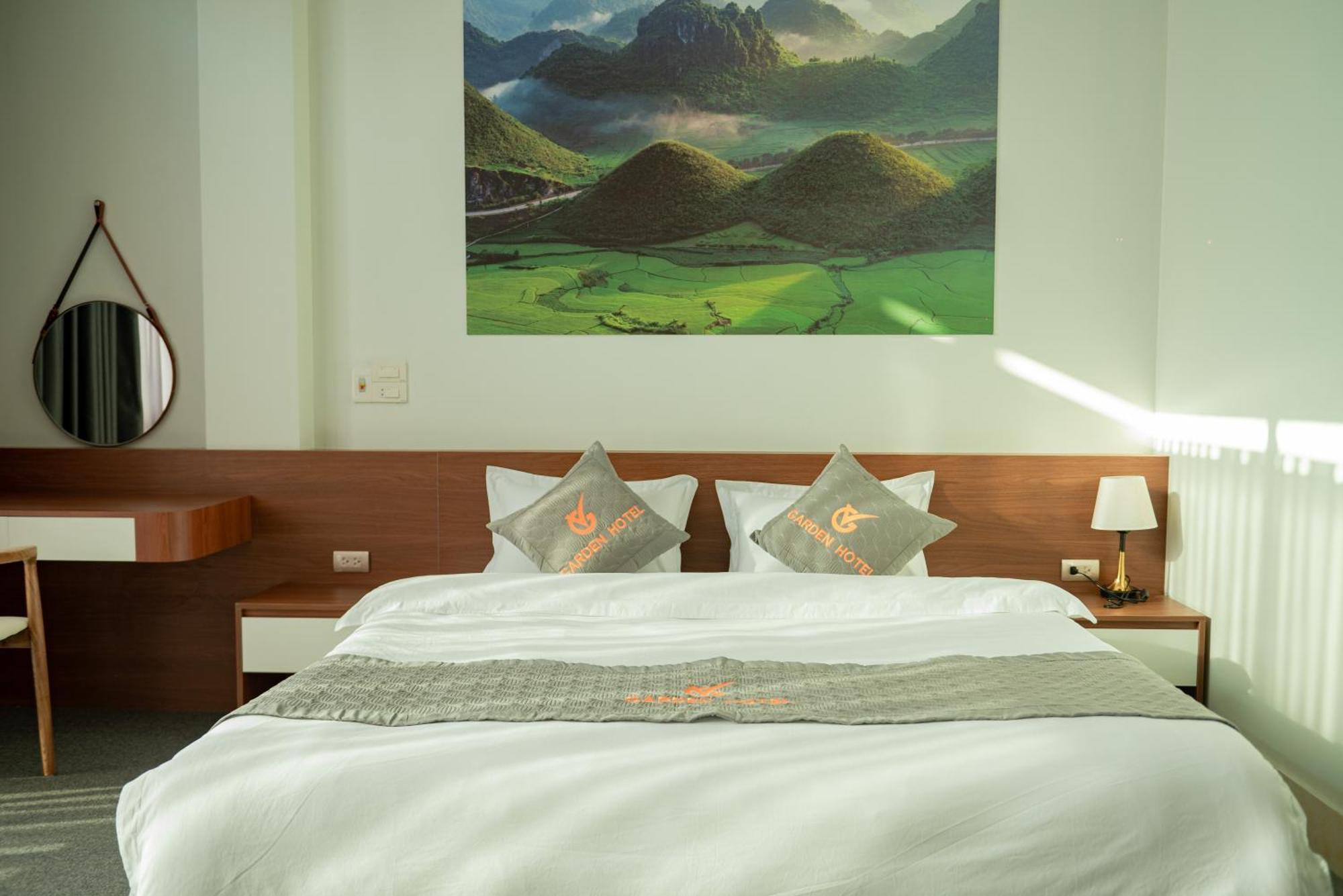 Garden Hotel II Ha Giang Buitenkant foto